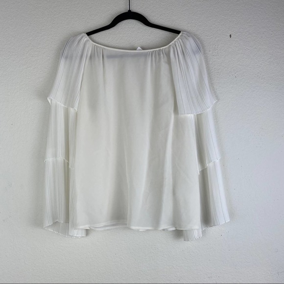 Club Monaco White 100% Silk Pleated Sleeves Blouse SZ Medium - Picture 1 of 7